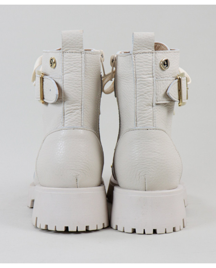 Women's Military Beige Boots Ginova with Tachas