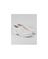 Sapatos Bege Rasos de Senhora Ginova de Atacadores