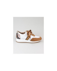 Sapatilhas Camel de Mulher Ginova com Pérolas