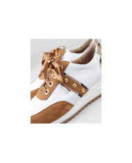 Sapatilhas Camel de Mulher Ginova com Pérolas