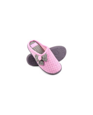 Zapatillas de la habitación de las damas con flores de la tela