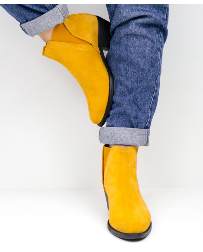 Botas Amarelo de Salto Médio Femininas Ginova