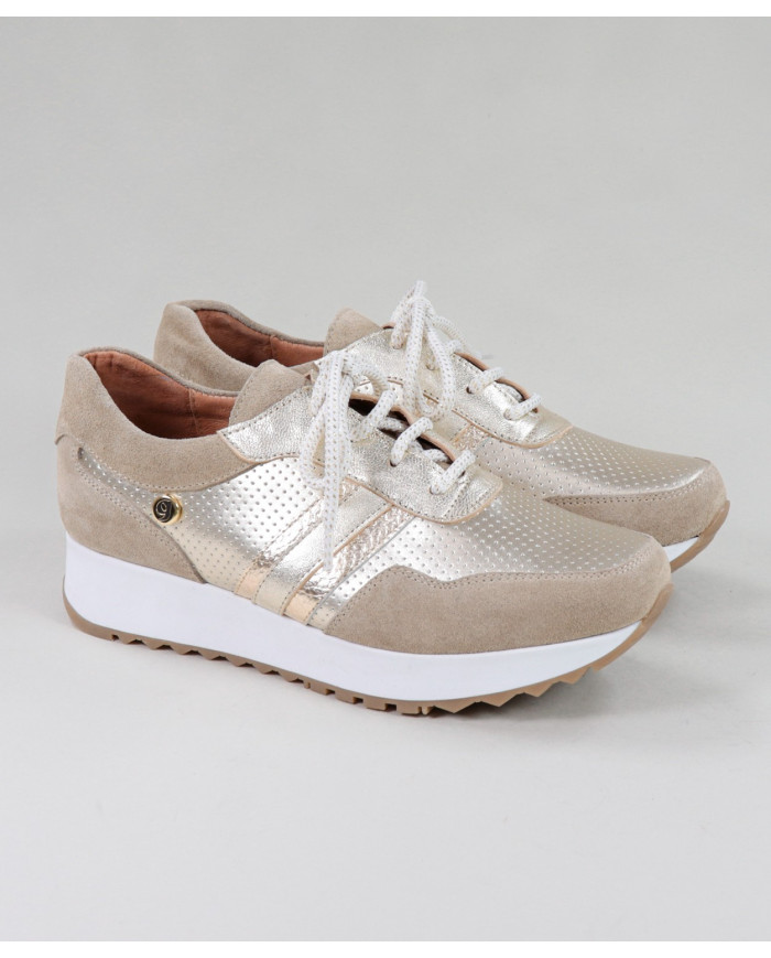 Women of Wholesalers Ginova Gold Sneakers