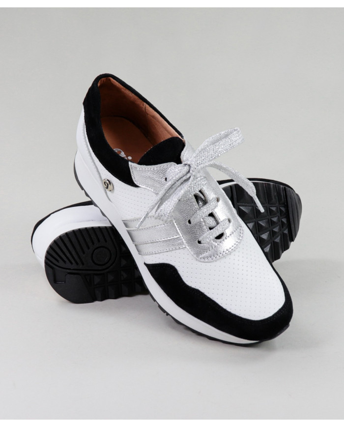 Women's Black and White shoes Ginova Wholesalers