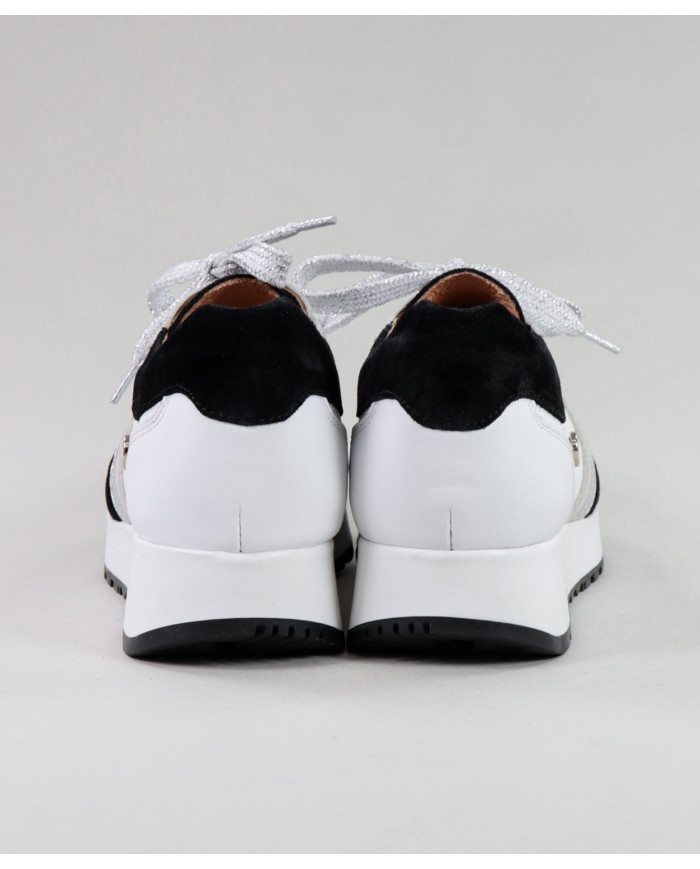 Women's Black and White shoes Ginova Wholesalers