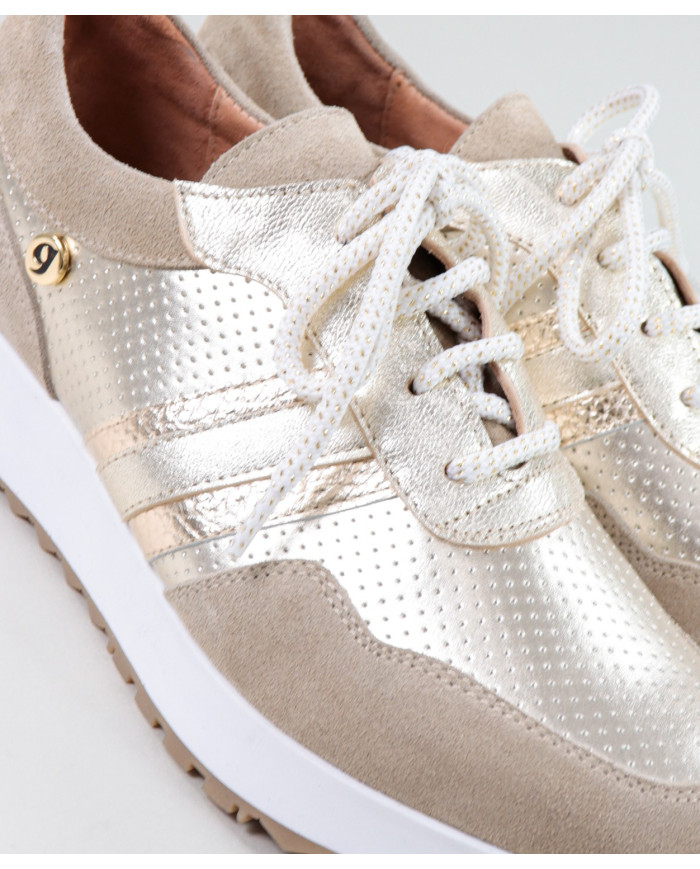 Women of Wholesalers Ginova Gold Sneakers