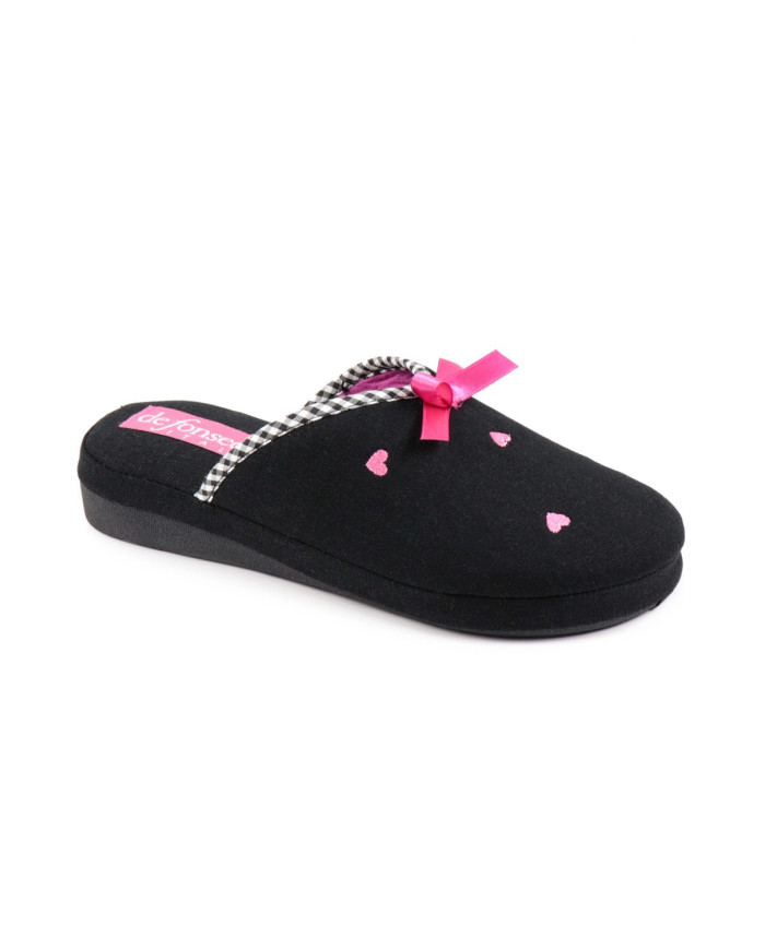 Chinelo de Quarto de Senhora Fuxia DeFonseca com Corações Bordados