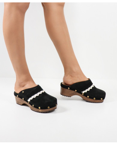 Socas com Renda de Senhora Ginova