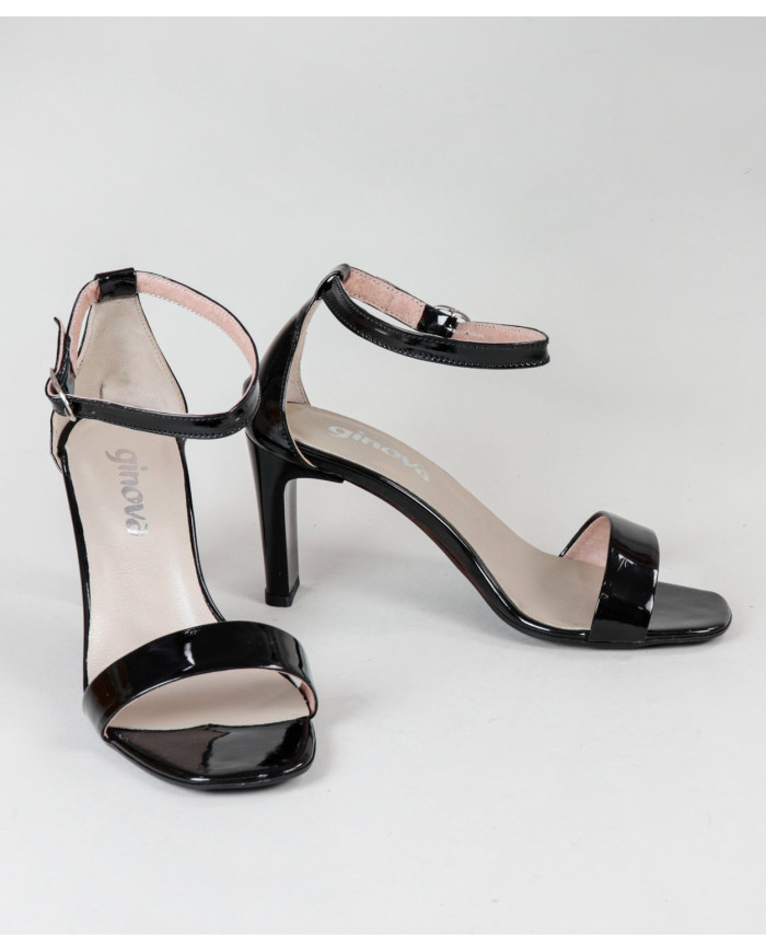 Pretas de Senhora Ginova Elegant Sandals