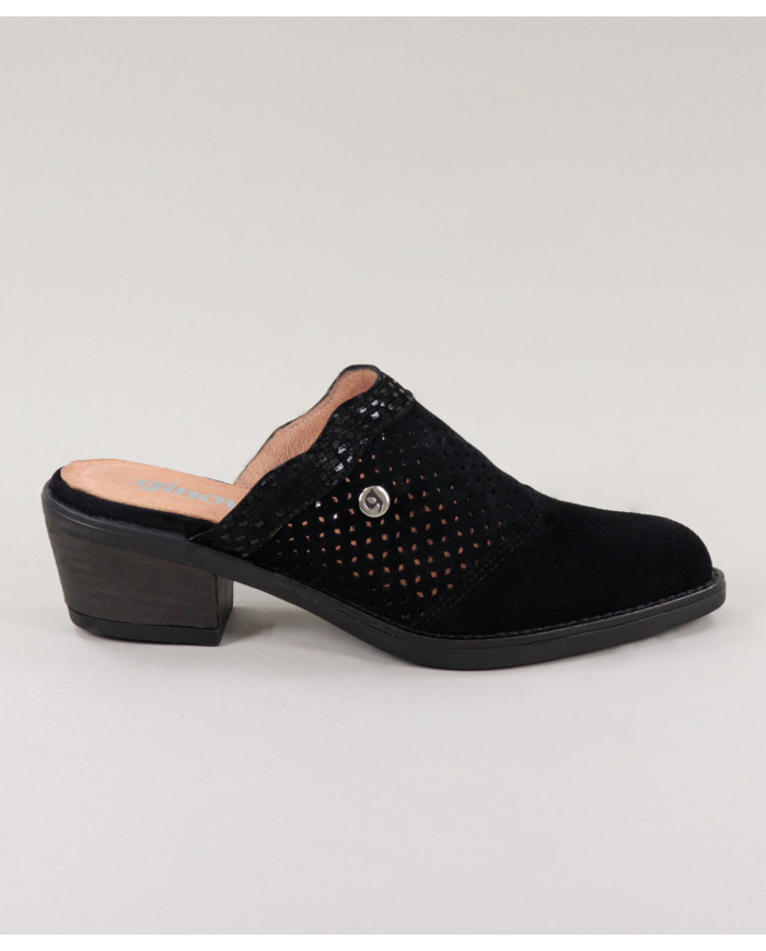 Pretas de Senhora Ginova Socas Perforated