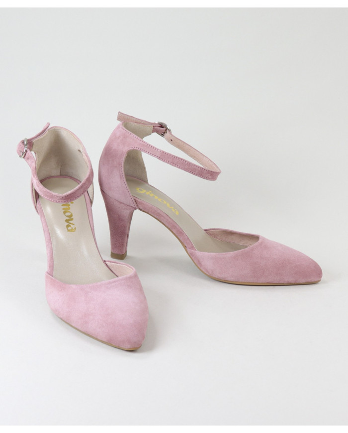 Pink Shoes of Lady Ginova Elegant