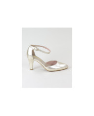 Golden Shoes of Lady Ginova Elegant