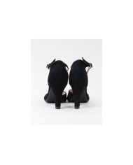 Black Shoes of Lady Ginova Elegant