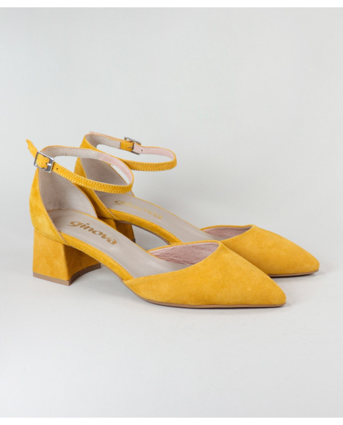 Lady Ginova's Yellow Shoes with Adjustable Strip