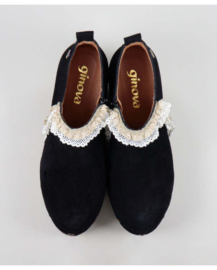 Ladies' Ginova Black Socks with Lace