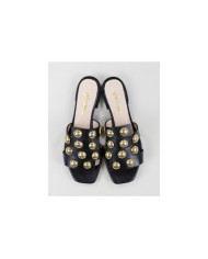 Ms. Ginova Slippers with Tachas