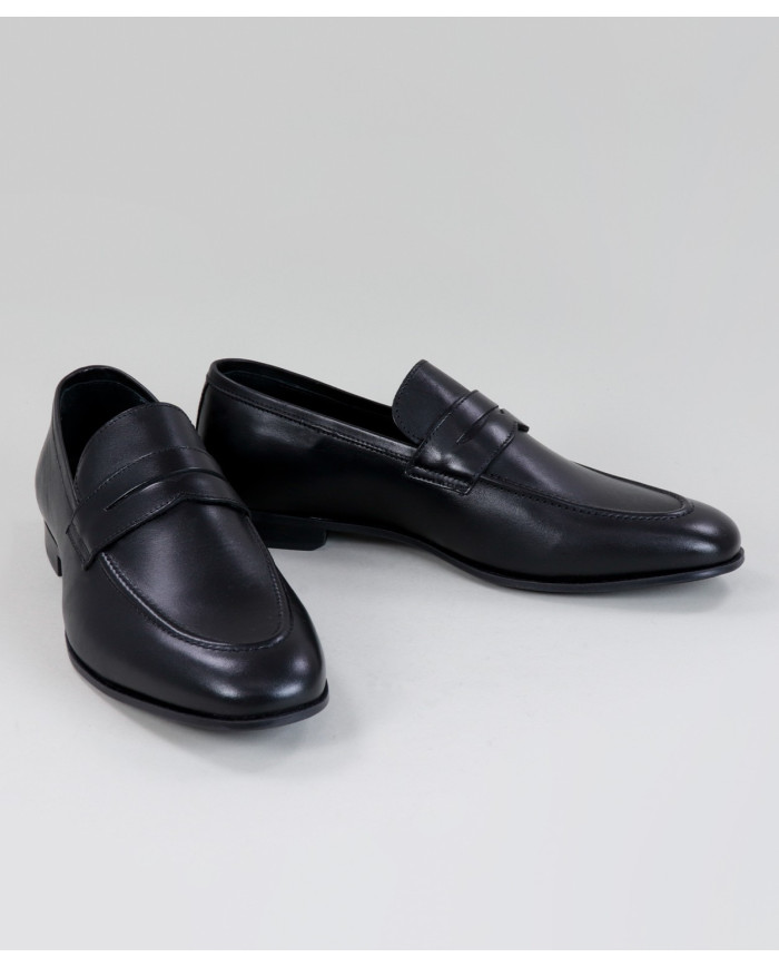 Ginova Classics of Man Moccasins