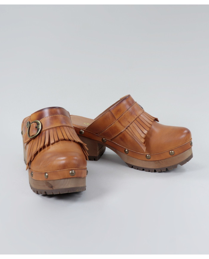 Lady's Socks with Orange in Pele Ginova