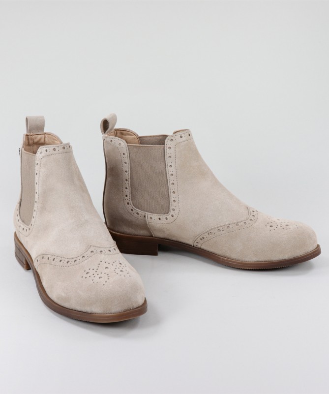 Botas Taupe de Senhora Ginova com Elásticos nas Laterais