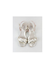 Sandals by Senhora Ginova with Tira Incoming