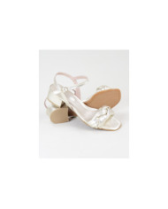 Sandals by Senhora Ginova with Tira Incoming