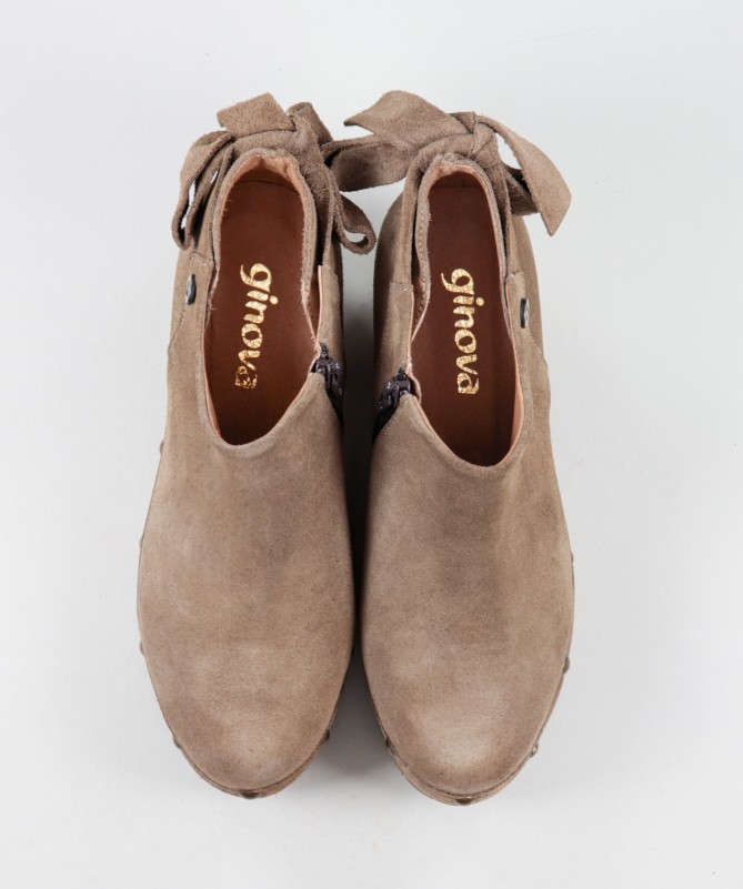 Botins Taupe de Senhora Ginova com Laço Atrás