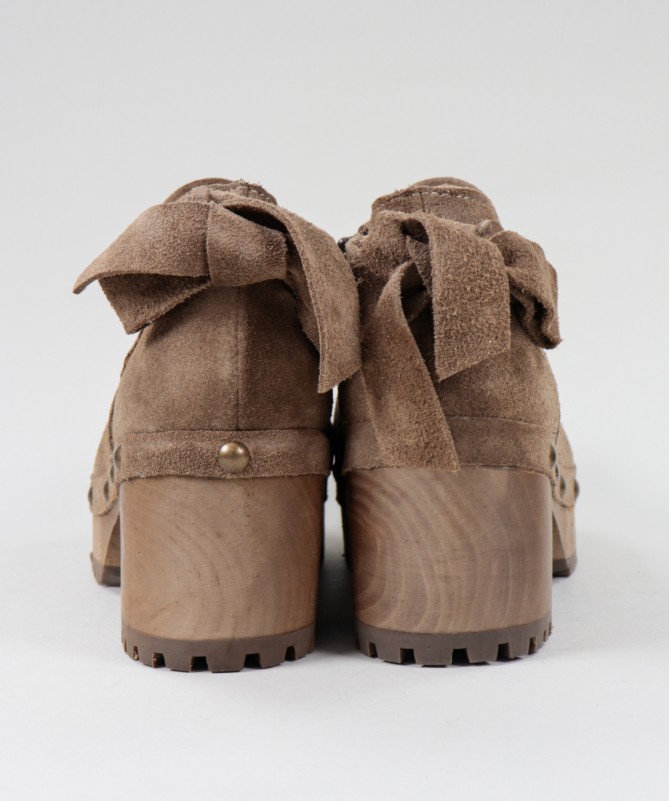 Botins Taupe de Senhora Ginova com Laço Atrás