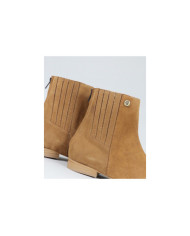 Maria Ginova Botas con Fecho Volver