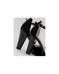 Pretas de Senhora Ginova Elegant Sandals