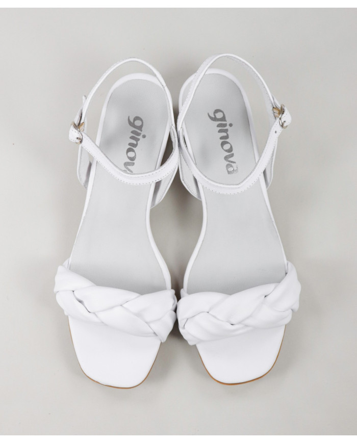 White sandals of Lady Ginova with Strip Incoming