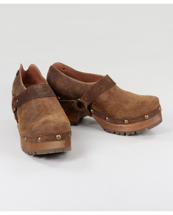 Camel Boots of Lady Ginova with Removable Strip