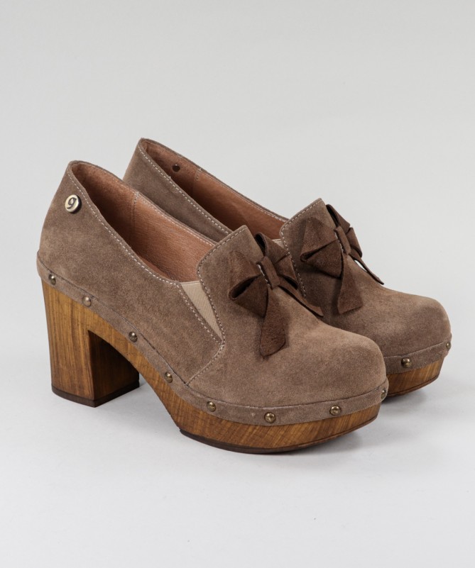 Sapatos Taupe  de Senhora Ginova com Laço