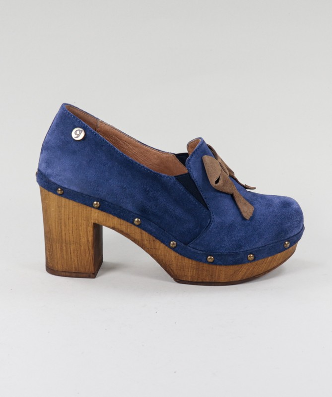 Sapatos Azuis de Senhora Ginova com Laço