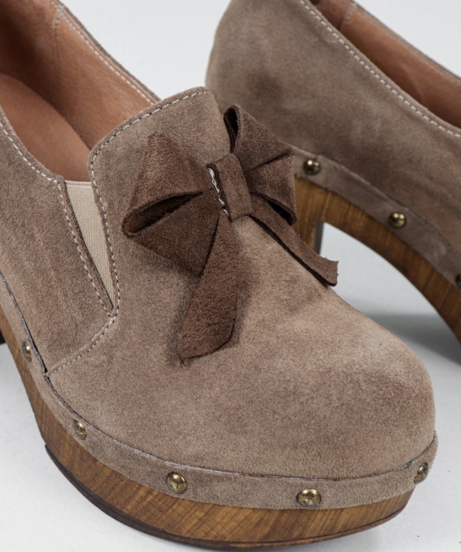 Sapatos Taupe  de Senhora Ginova com Laço