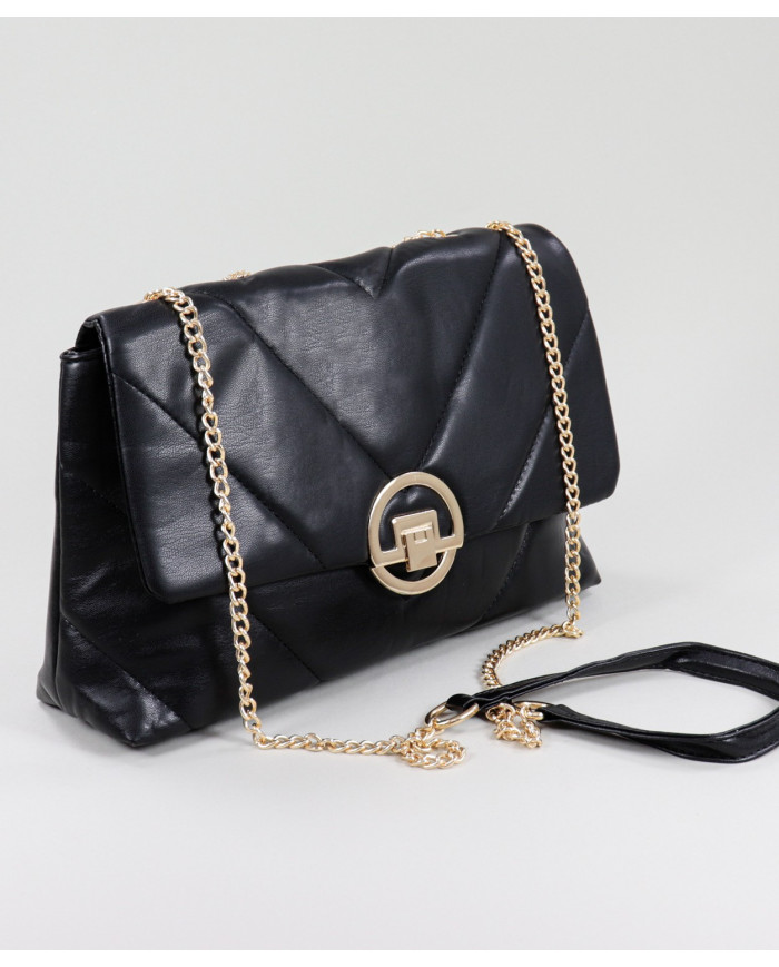 Mala Preta de Senhora com Alça em Corrente