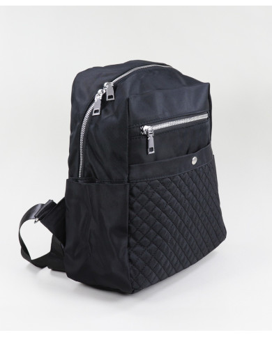 Mochila Preta de Senhora com Padrão de Costuras