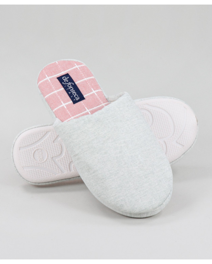 Women's Gray Room Slippers to Squares