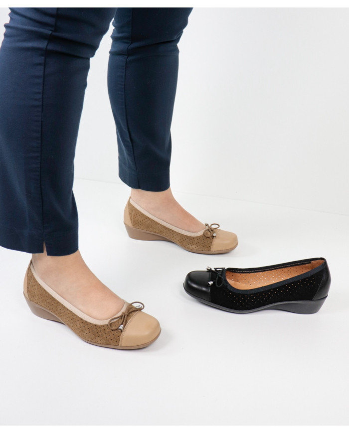 Women's Sabrinas Ginova Perforated with lace