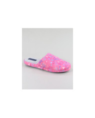 Zapatillas de habitación rosa con corazones