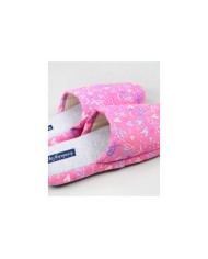 Zapatillas de habitación rosa con corazones