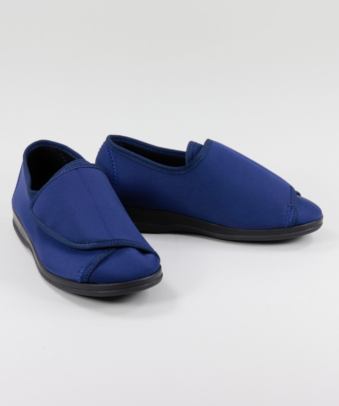 Comfort Shoes for Ladies with Wide Opening Velcro