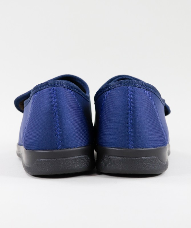 Comfort Shoes for Ladies with Wide Opening Velcro