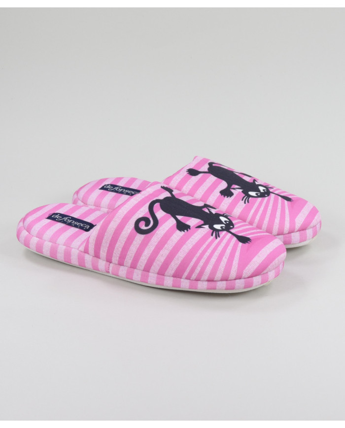 Rosa DeFonseca Zapatillas de dormitorio con gato