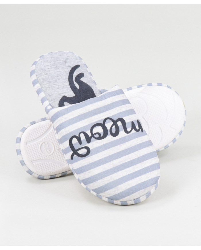 DeFonseca Cinza de Senhora con zapatillas de Cat Room