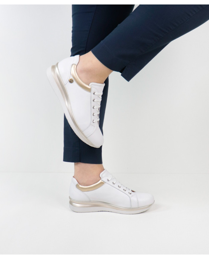 Lady Lisas shoes with Wholesalers