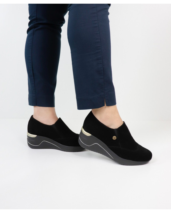 Lady Ginova shoes with Elastics