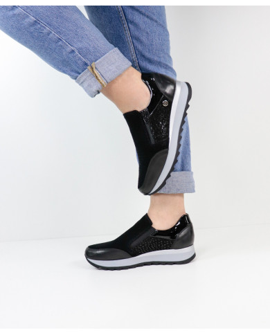 Zapatos Ginova Perforados con elástico en los Laterales