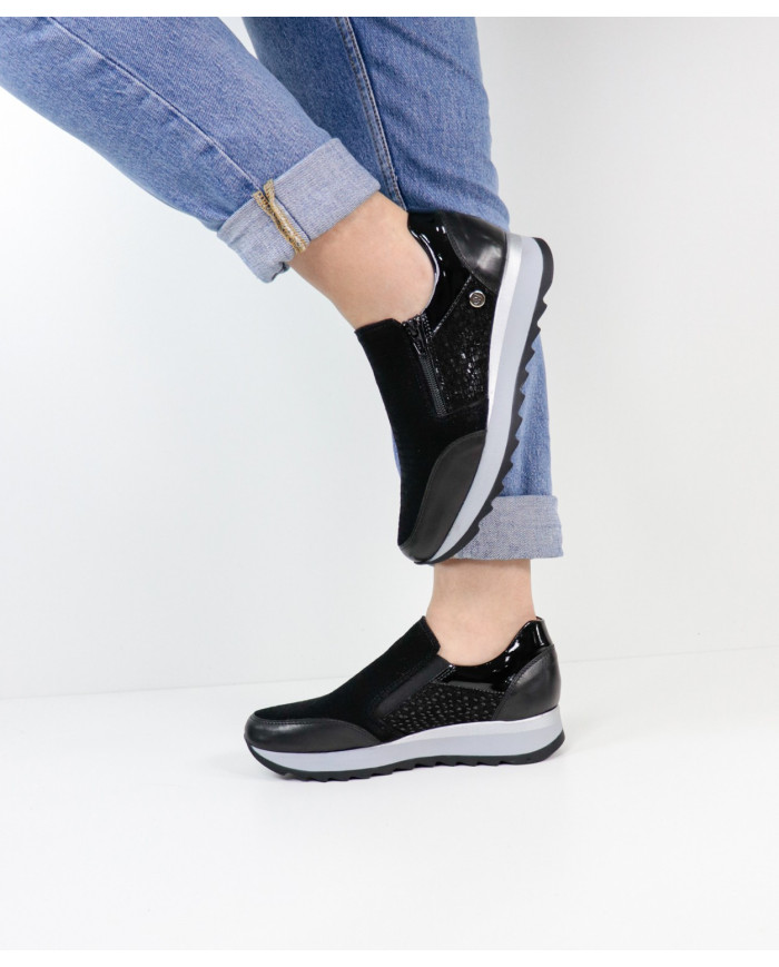 Zapatos Ginova Perforados con elástico en los Laterales