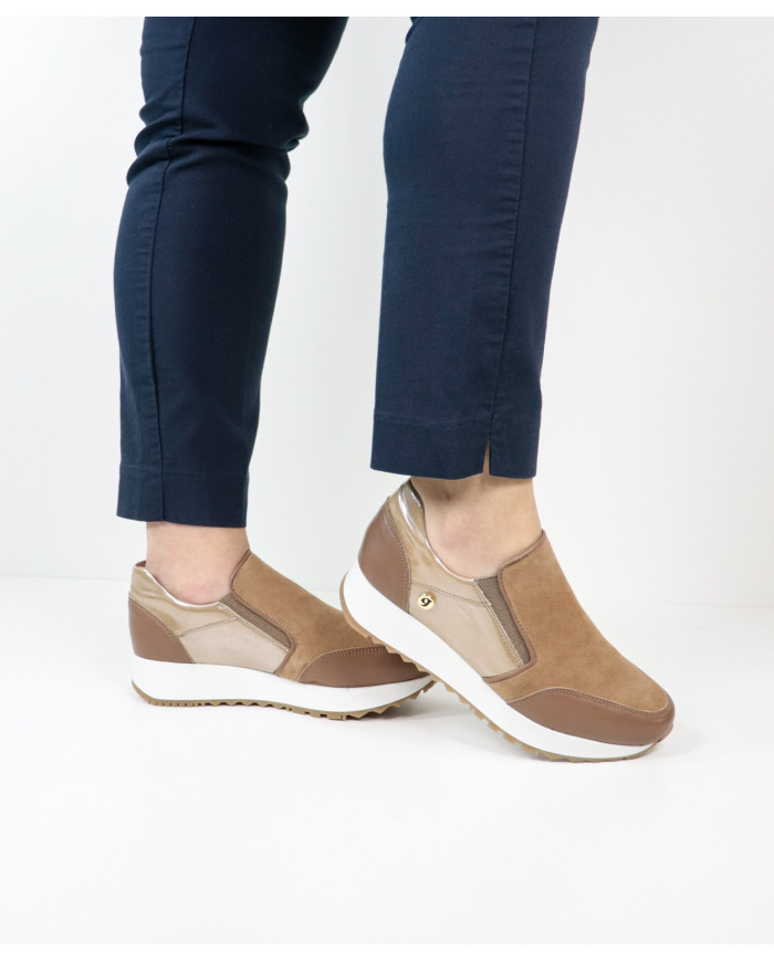 Zapatos Ginova con elástico en los laterales