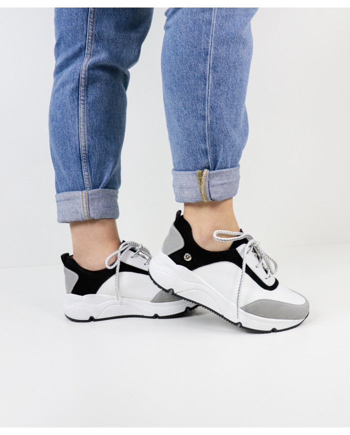 Ginova shoes with Wholesalers